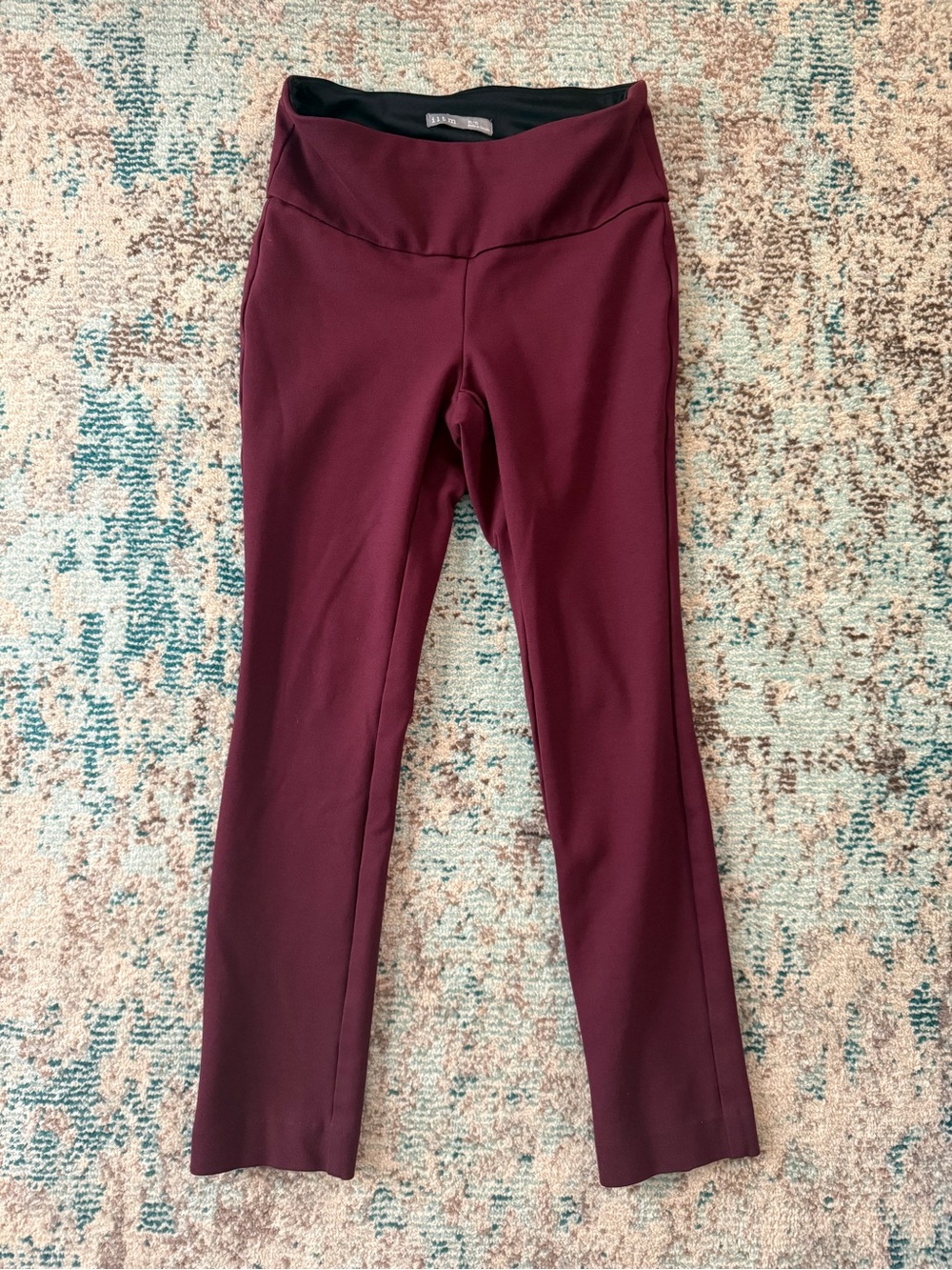 Women’s Skinny Ponte Pants in Burgundy — Unknown Brand